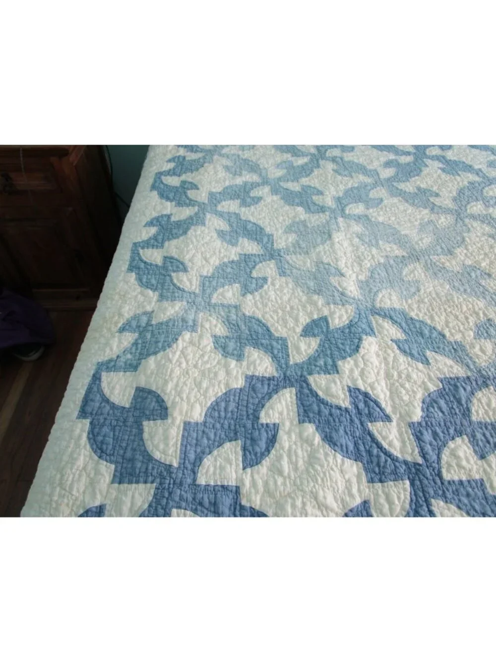 Drunkards Path Handmade Patchwork Quilt Blue White Faded Damaged Full Size